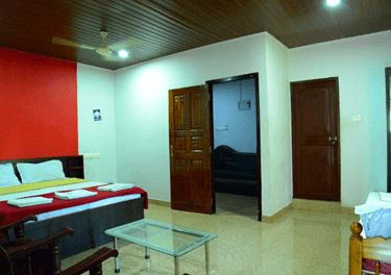Thaibah Residency Hotel Kottakkal Bagian luar foto