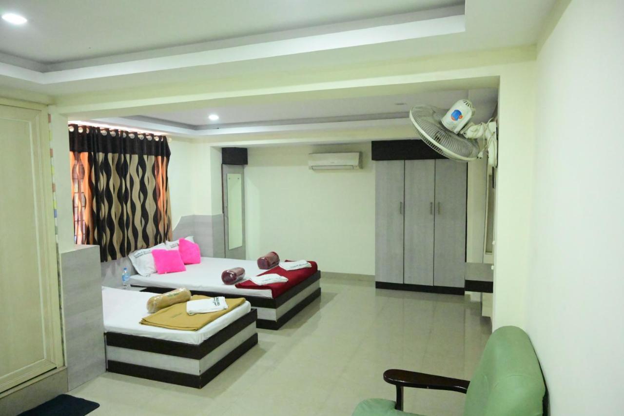 Thaibah Residency Hotel Kottakkal Bagian luar foto